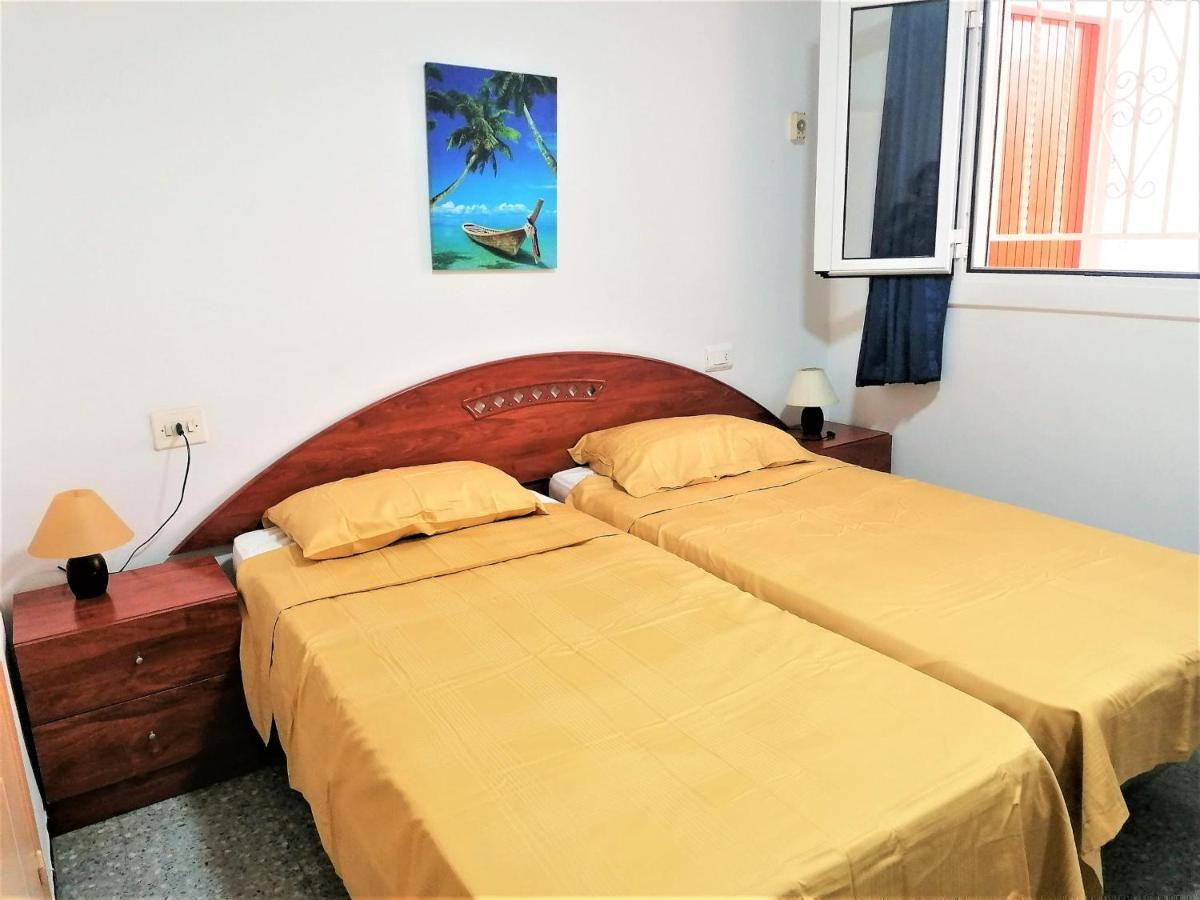 Roses, 1 Dormitorio, 4 Personas - Es-258-18 Appartement Roses